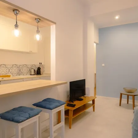 2br With Large Private Terrace | By Airnest 아파트 리스본