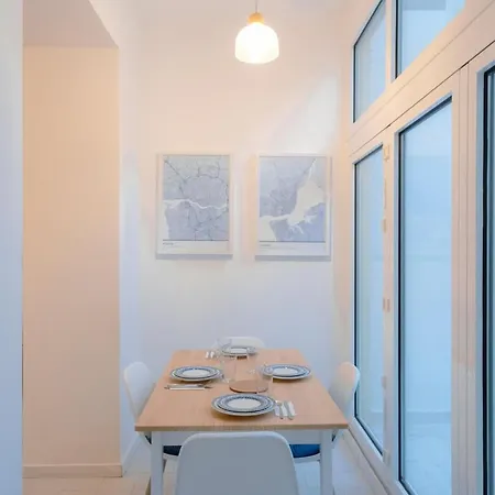 2br With Large Private Terrace | By Airnest